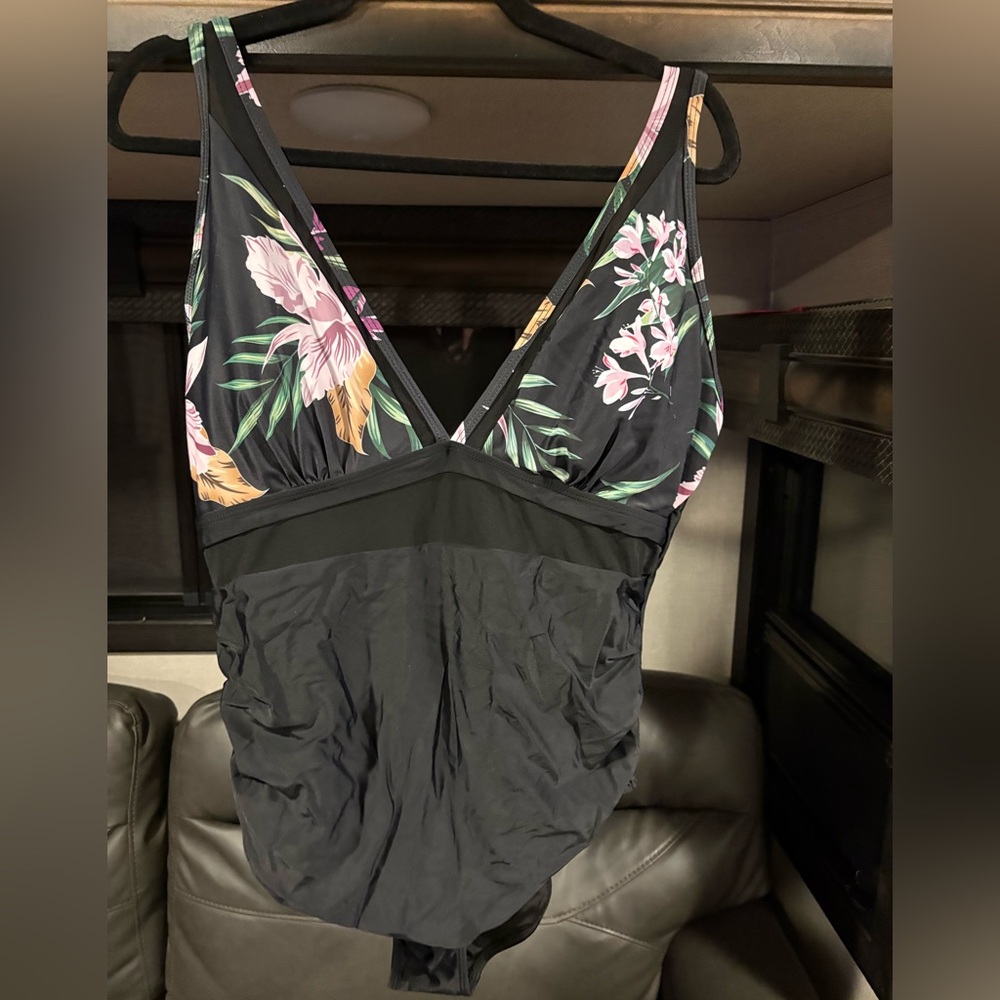 Floral Black Women’s One Piece Swimsuit XXL